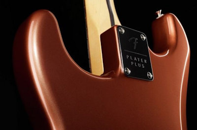 Fender Player Plus Strat Aged CAR